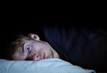 الاستيقاظ ليلا من النوم