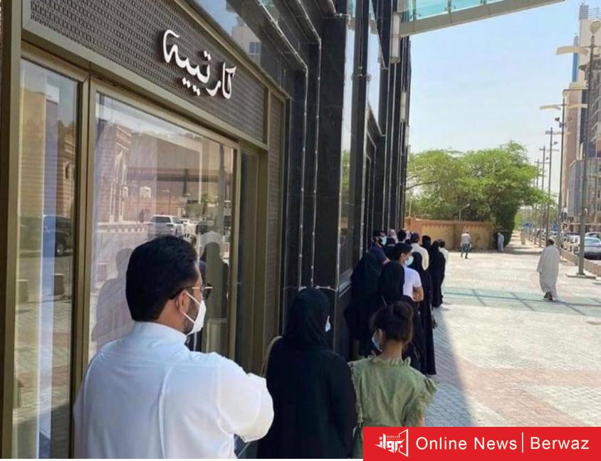 ازدحام التسوق في الافنيوز