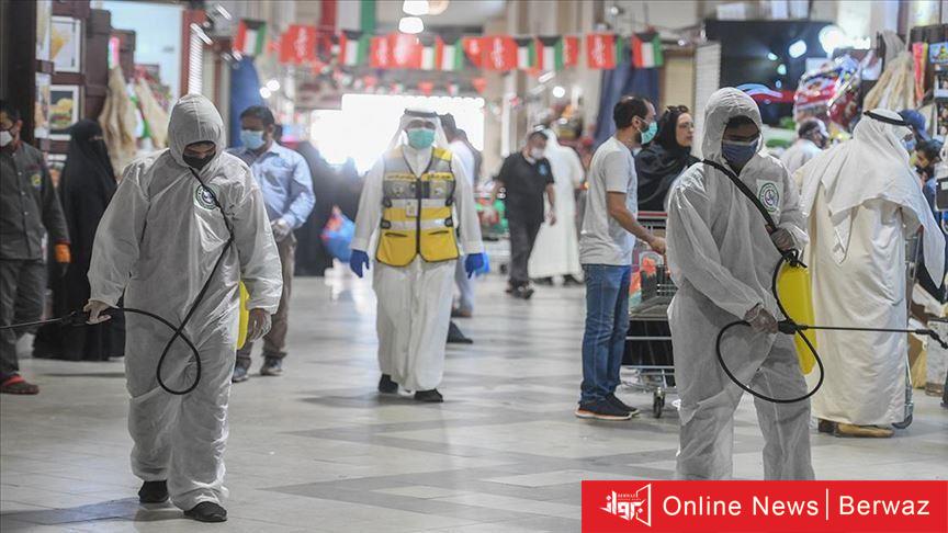 تعقيم الأماكن العامة لمواجهة فيروس كورونا في الكويت