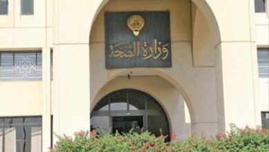 كوادرها غير الكويتيين العالقين