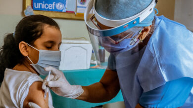 تطعيم الأطفال