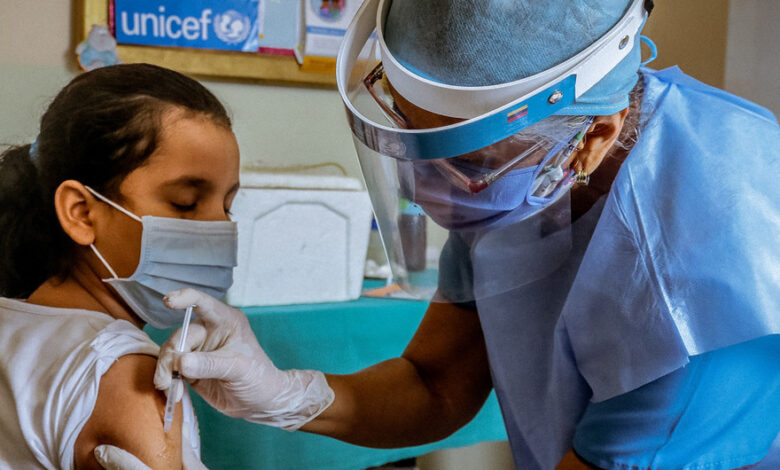 تطعيم الأطفال