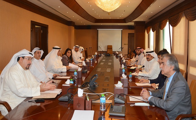 اجتماع فهد جابر العلي الصباح مع هيئة التعليم التطبيقى