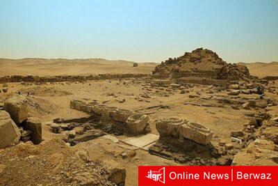 أثناء إكتشاف أحد معابد الشمس المفقودة بصحراء مصر منذ 4500 عام
