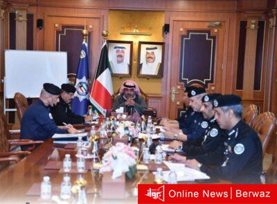 إجتماع وزير الداخلية مع قيادات قطاع شؤون الإقامة