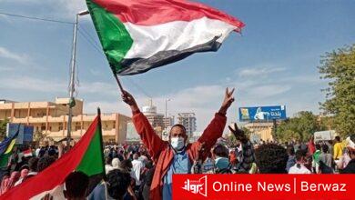 متظاهرون في السودان