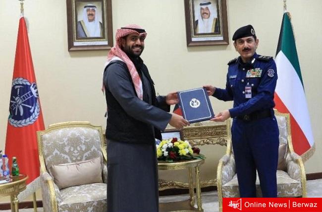 الفريق خالد المكراد ورئيس مجلس إدارة شركة التأمين