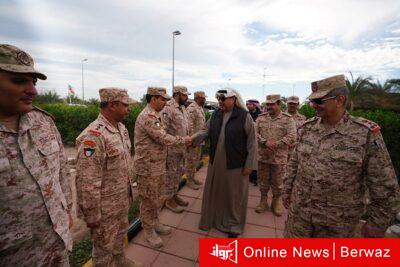 وزير الدفاع يقوم بزيارة تفقدية إلى عدد من وحدات الجيش