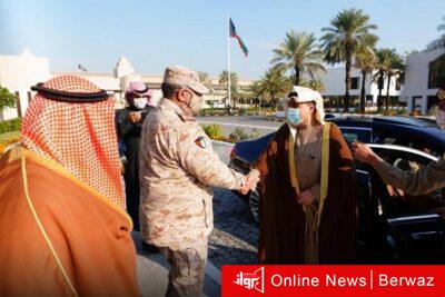 وزير الدفاع يستقبل المهنئين من قادة الجيش