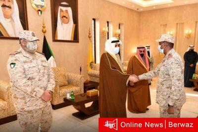 وزير الدفاع يستقبل المهنئين من قادة الجيش