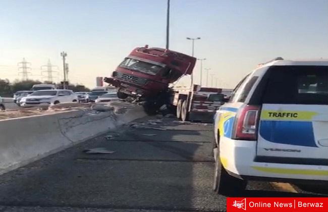 حادث تصادم على طريق الملك فهد
