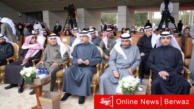 وزير الإعلام يزور مركز الشيخ جابر ويقوم برفع العلم إيذاناً ببدء الإحتفالات الوطنية