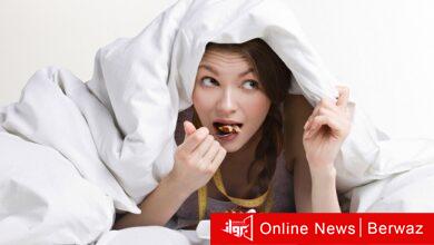 تناول الطعام في المساء