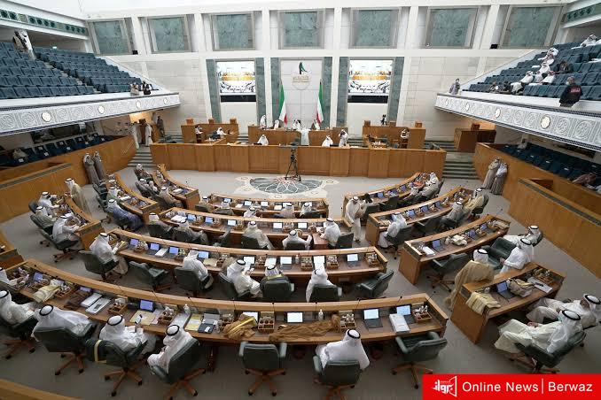 المتقاعدين