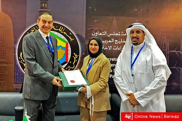 السفير حمد بورحمه يحتفي بفوز الباحثة نهى الميع في معرض آيتكس الماليزي