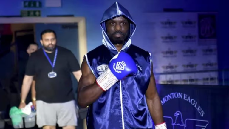 ملاكم بريطاني